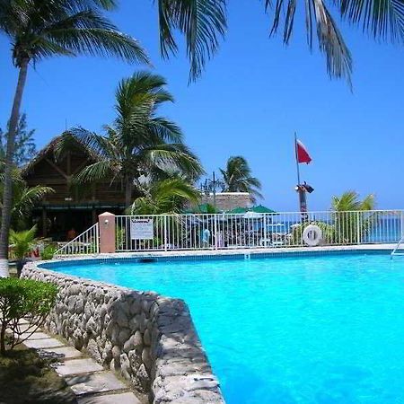 Sunset House Hotel George Town Exterior photo